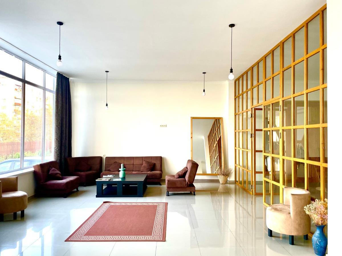 The Wine Hotel Telavi Exterior photo